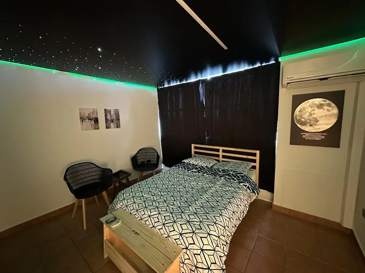 Lux Spot Rio Daire San Juan Porto Riko